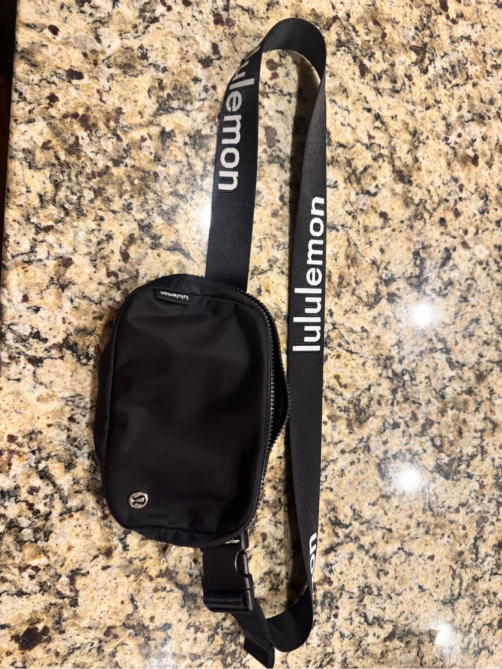 Lululemon belt bag. New